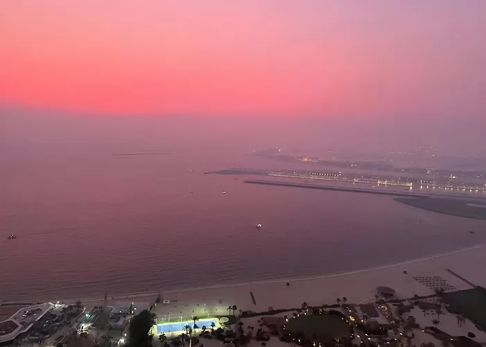 Spectacular Seaview Apt Your Coastal Dream Awaits