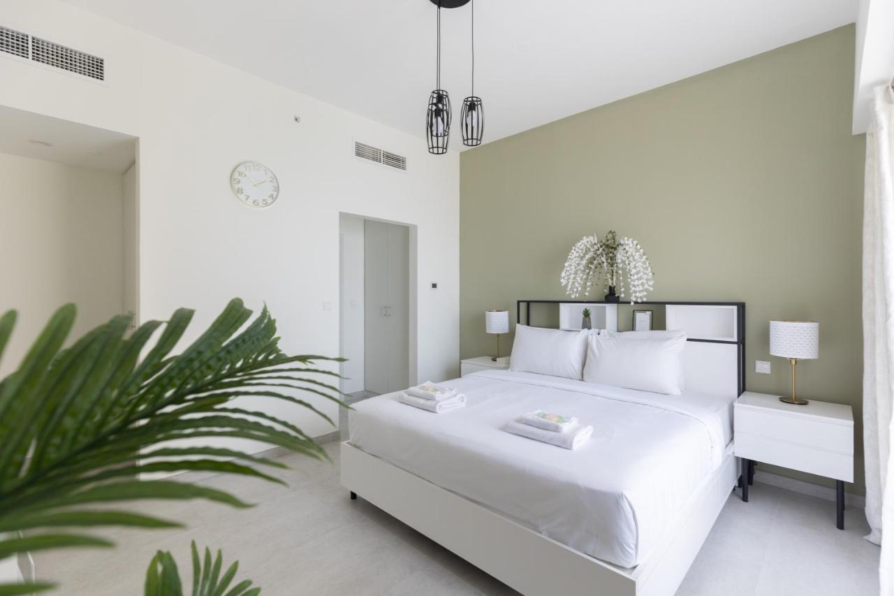 Spectacular Seaview Your Coastal Dream Awaits Dubai