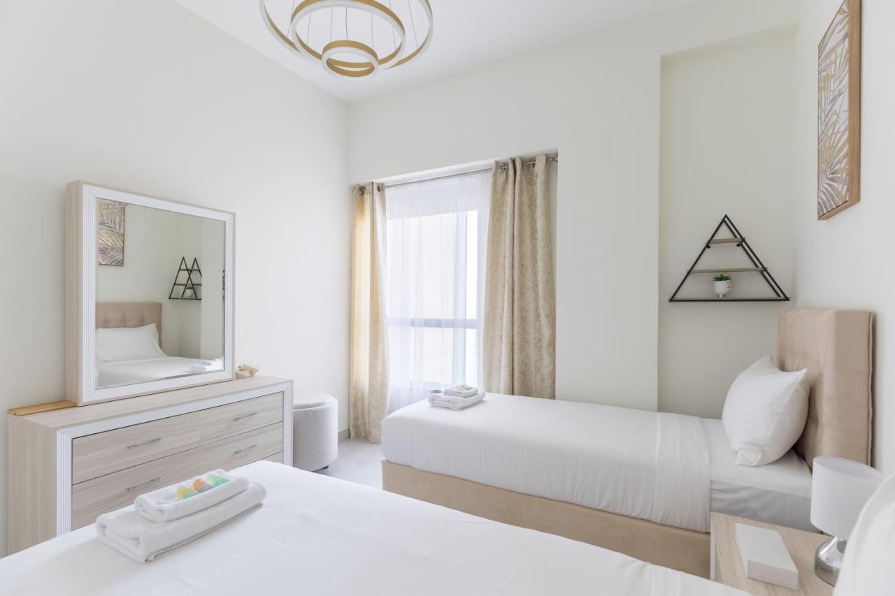 Spectacular Seaview Your Coastal Dream Awaits Dubai