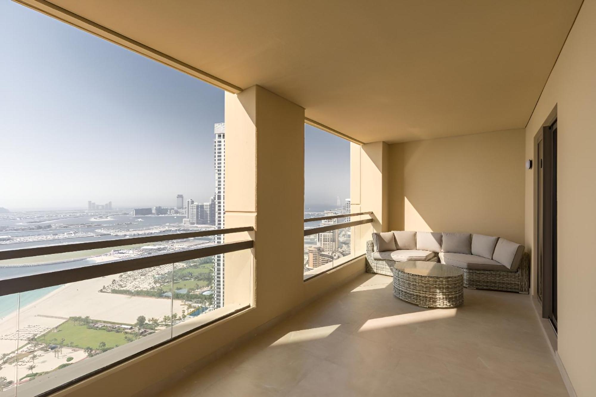 Spectacular Seaview Your Coastal Dream Awaits