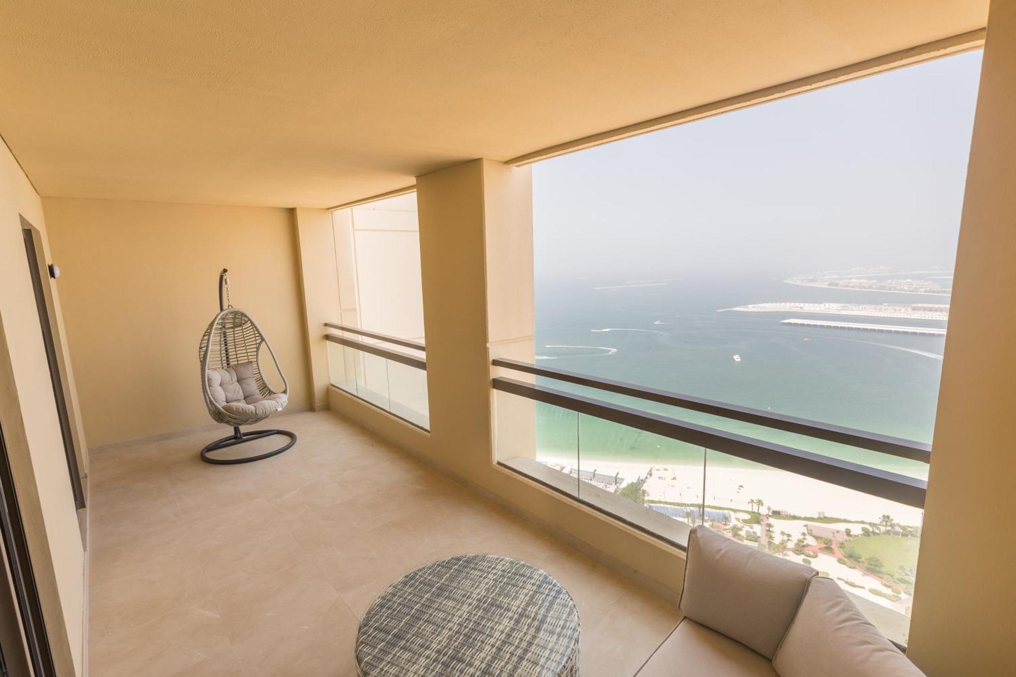 Spectacular Seaview Your Coastal Dream Awaits Apartment *