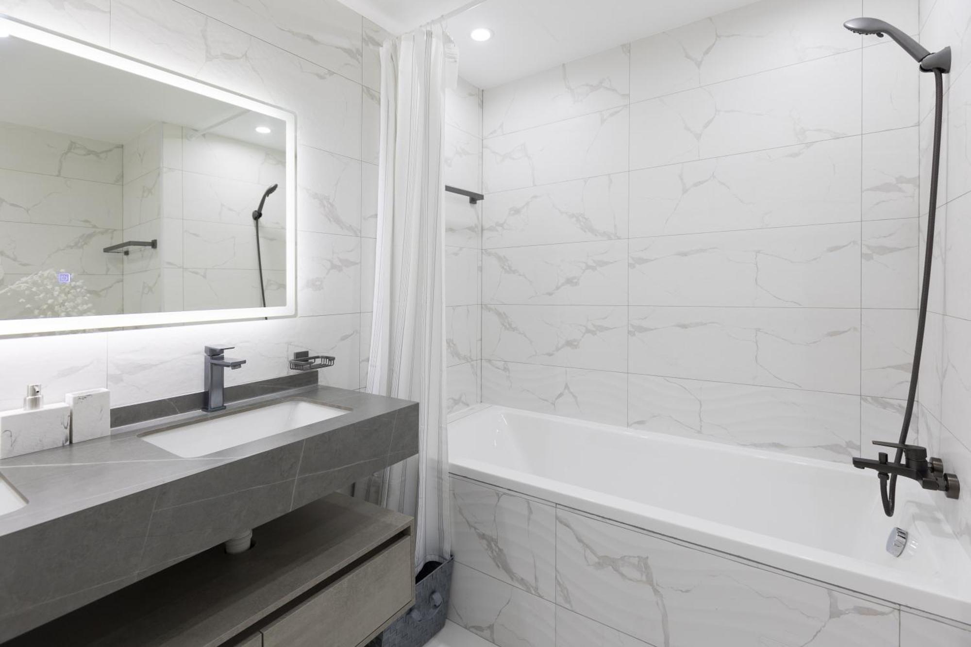Spectacular Seaview Your Coastal Dream Awaits *